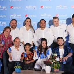 “Juntos somos Guatemorfosis”, la nueva campaña de Pepsi
