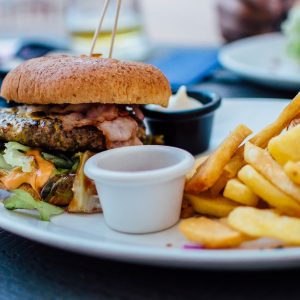 Día de la hamburguesa: restaurantes con promociones para celebrar en Guatemala