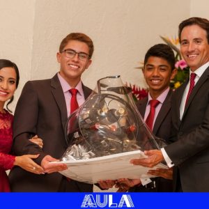 Graduación Colegio Mariano y Rafael Castillo Córdova