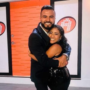 Paola Chuc y Hancer juntos en una presentación especial